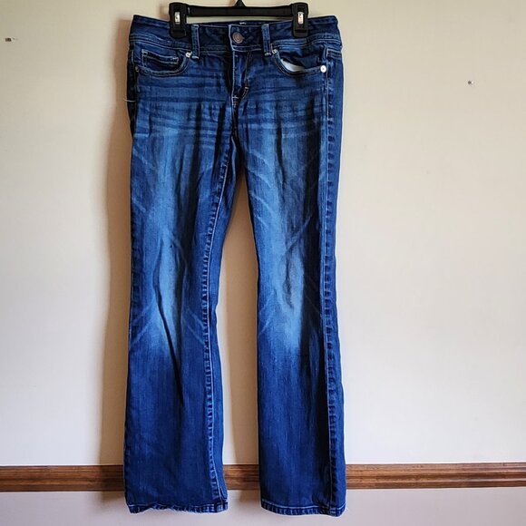 American Eagle Womens/Juniors Boot Cut Jeans Size 4 - Picture 1 of 10